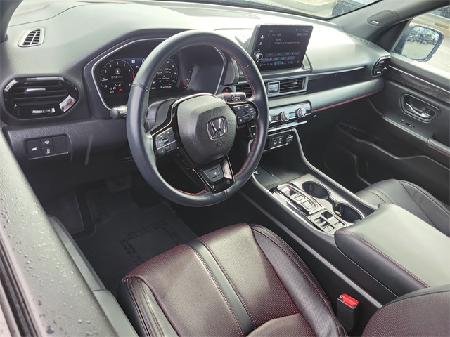 2025 Honda Pilot Black Edition photo 4