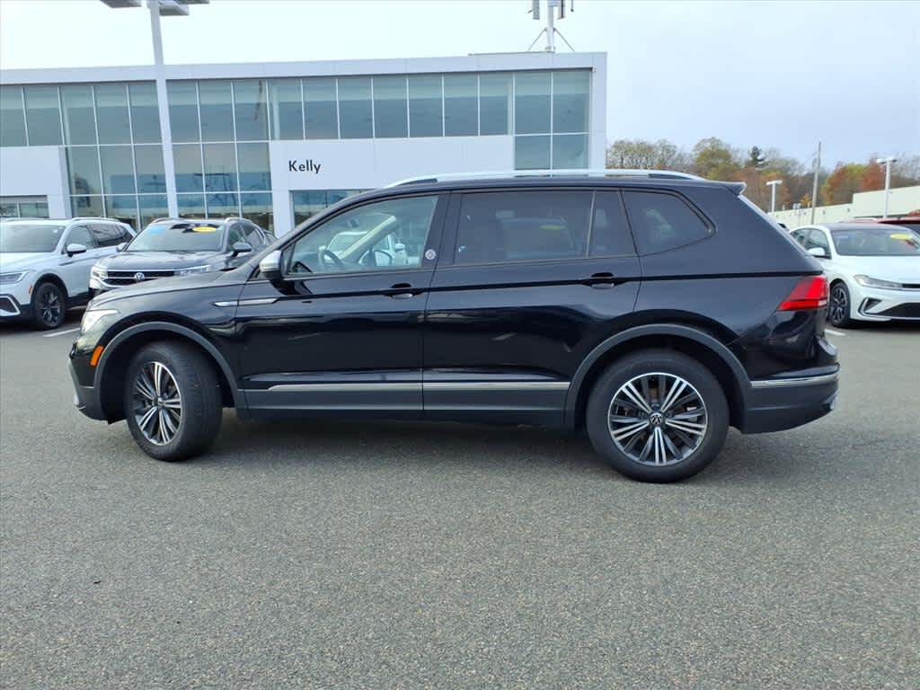 2024 Volkswagen Tiguan Wolfsburg Edition photo 2