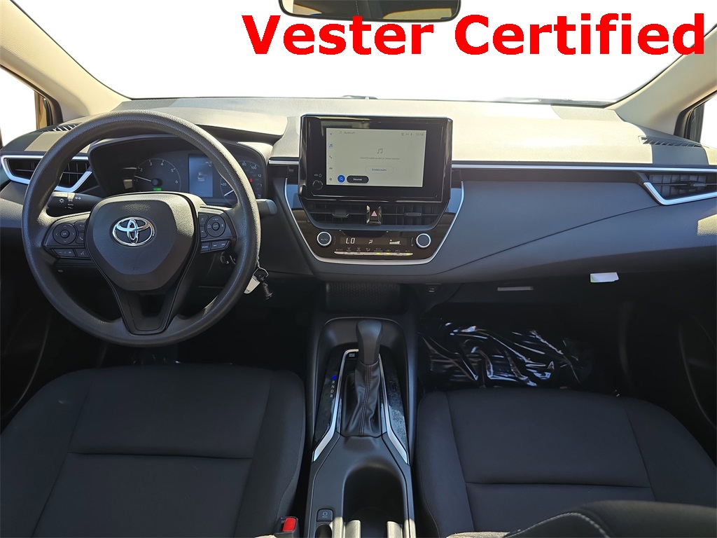 2024 Toyota Corolla Hybrid LE photo 9