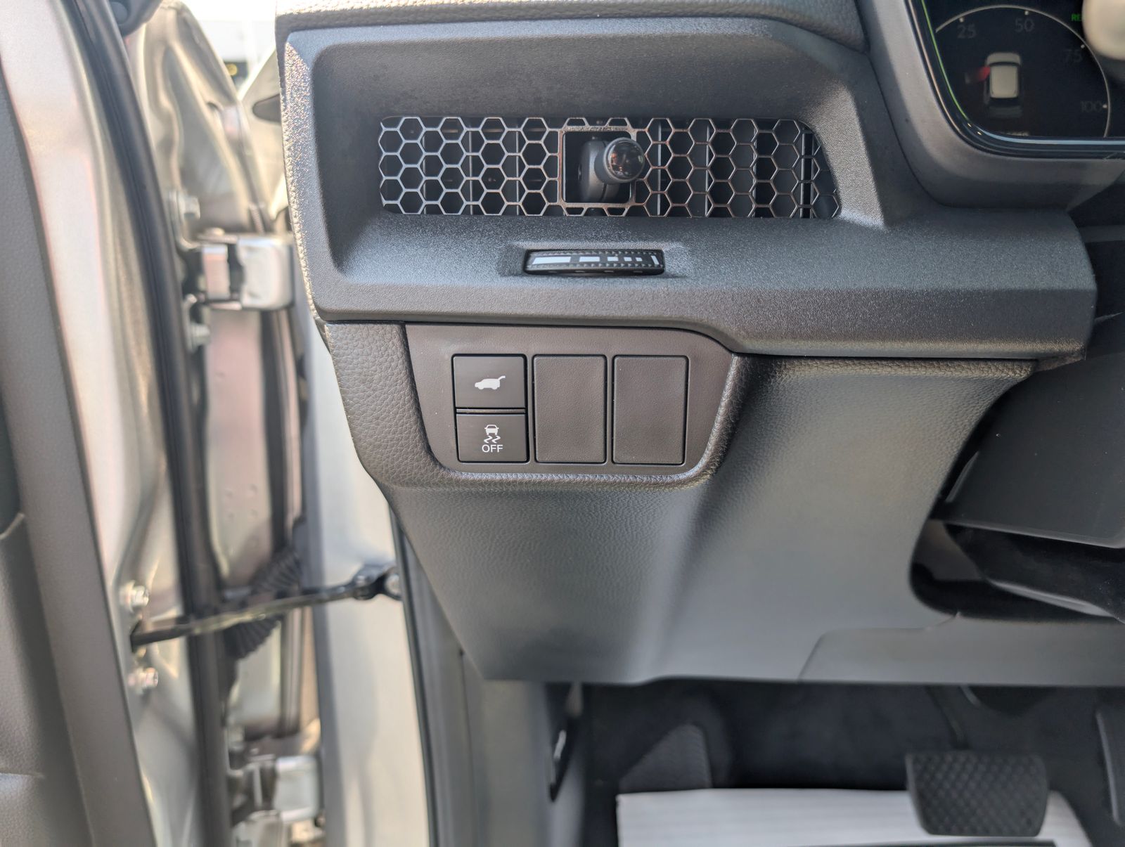 2025 Honda CR-V Hybrid Sport-L photo 13