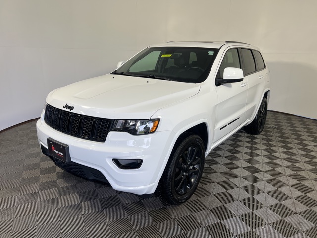 Certified 2022 Jeep Grand Cherokee WK Laredo X with VIN 1C4RJFAG6NC115274 for sale in Shakopee, Minnesota