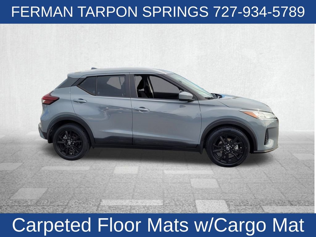 2022 Nissan Kicks SV photo 7