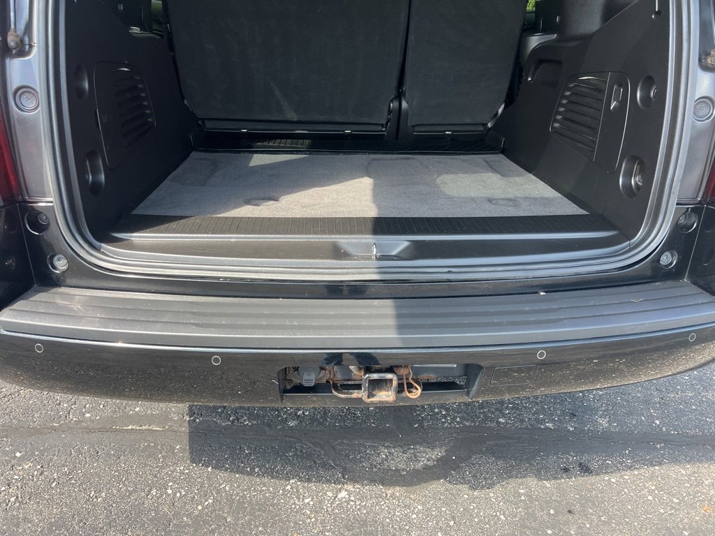 2019 Chevrolet Tahoe LS photo 12