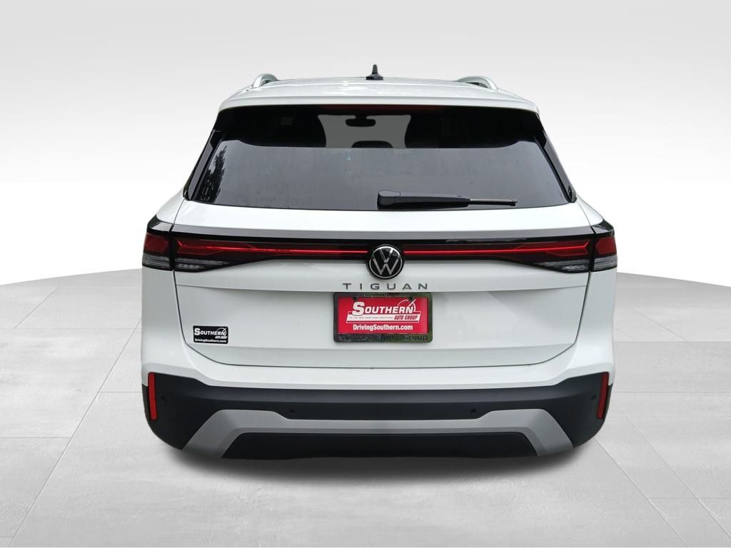 2025 Volkswagen Tiguan S photo 4