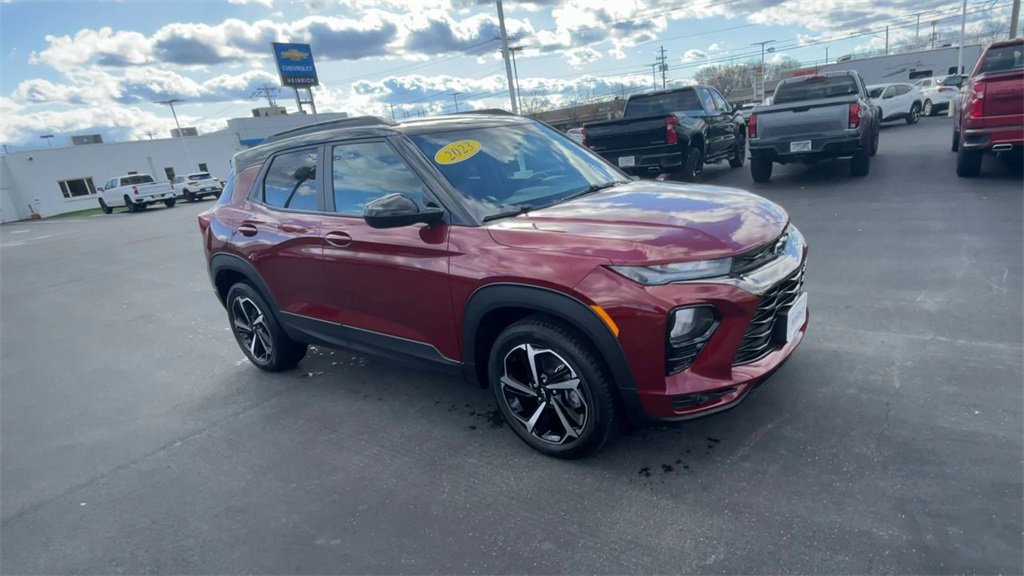 2023 Chevrolet Trailblazer RS photo 2