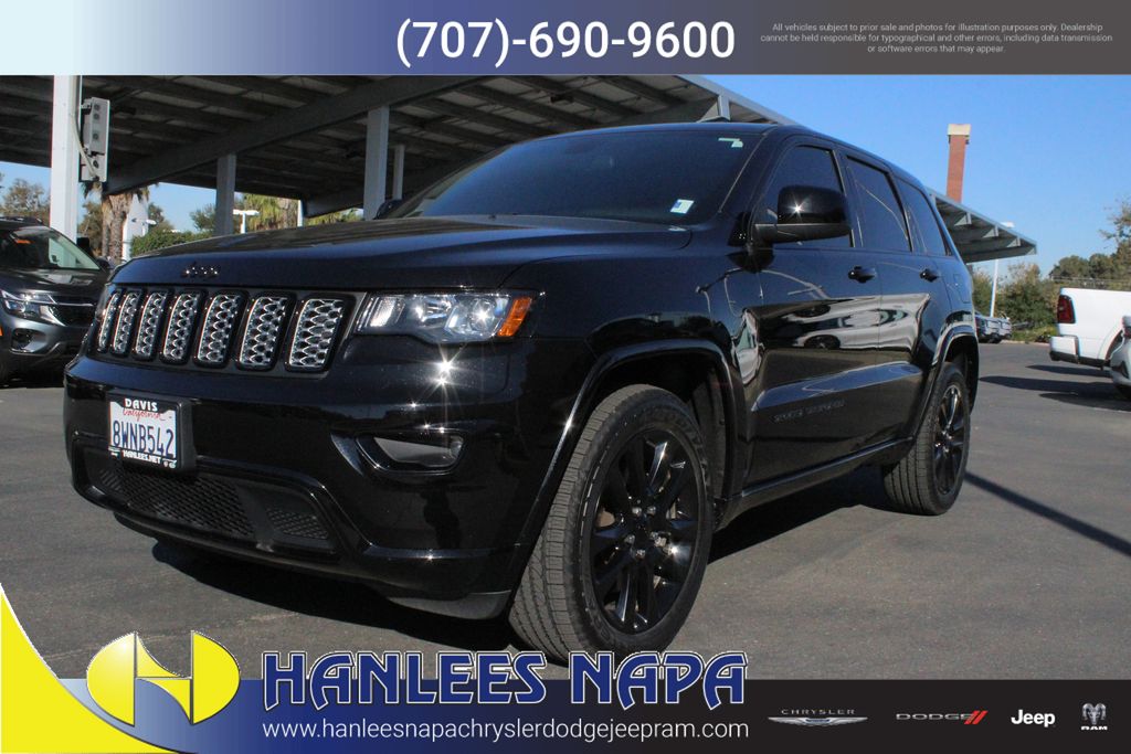 2021 Jeep Grand Cherokee Laredo X photo 2