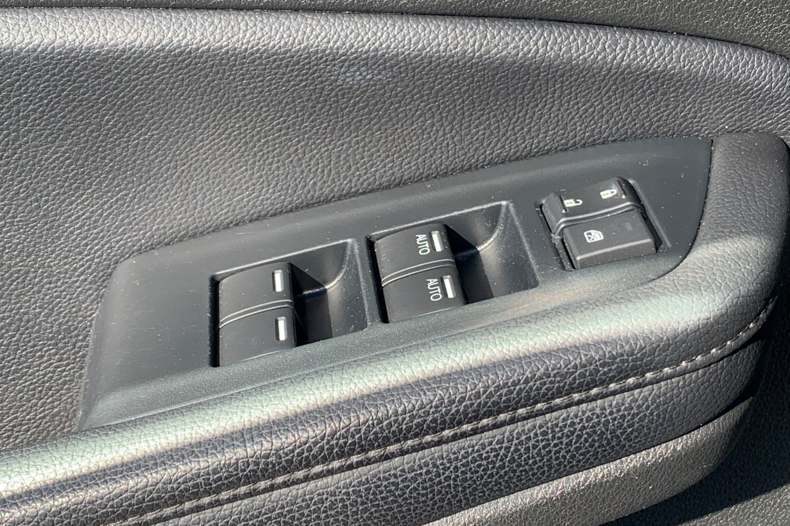 2022 Honda Pilot Special Edition photo 11