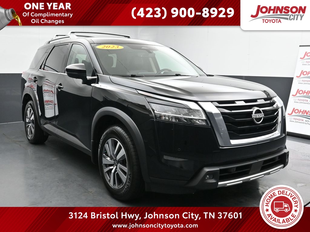 2023 Nissan Pathfinder SL's photo