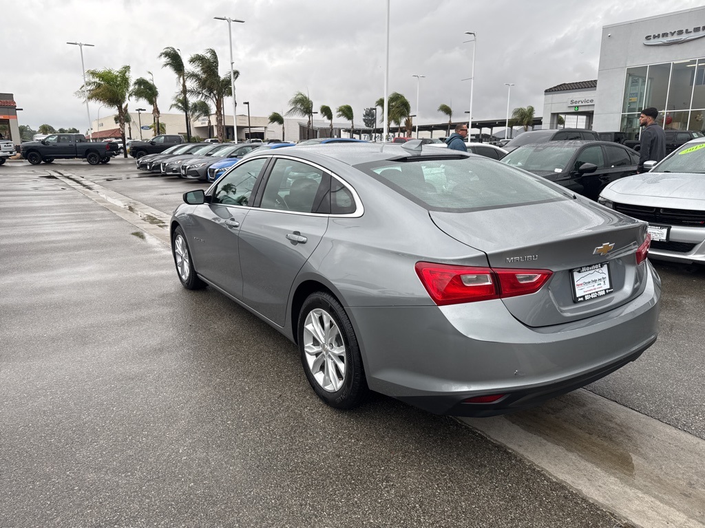 2023 Chevrolet Malibu 1LT photo 4