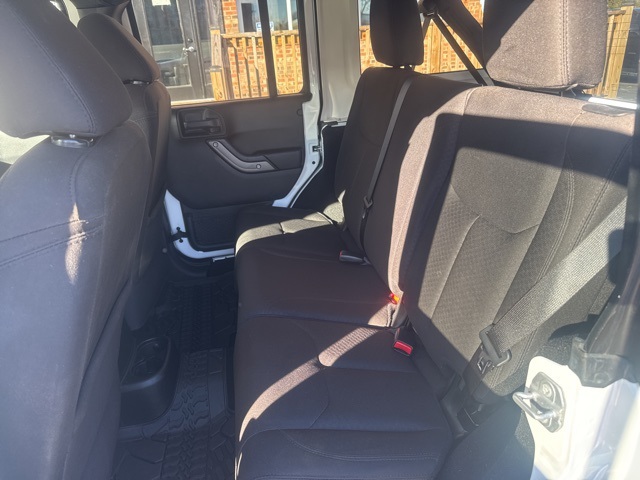 2018 Jeep Wrangler Unlimited Sport S photo 4