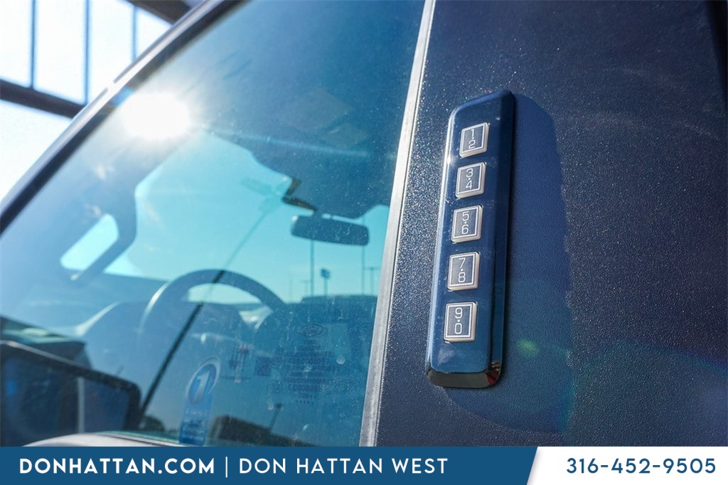2023 Ford F-150 XLT photo 25