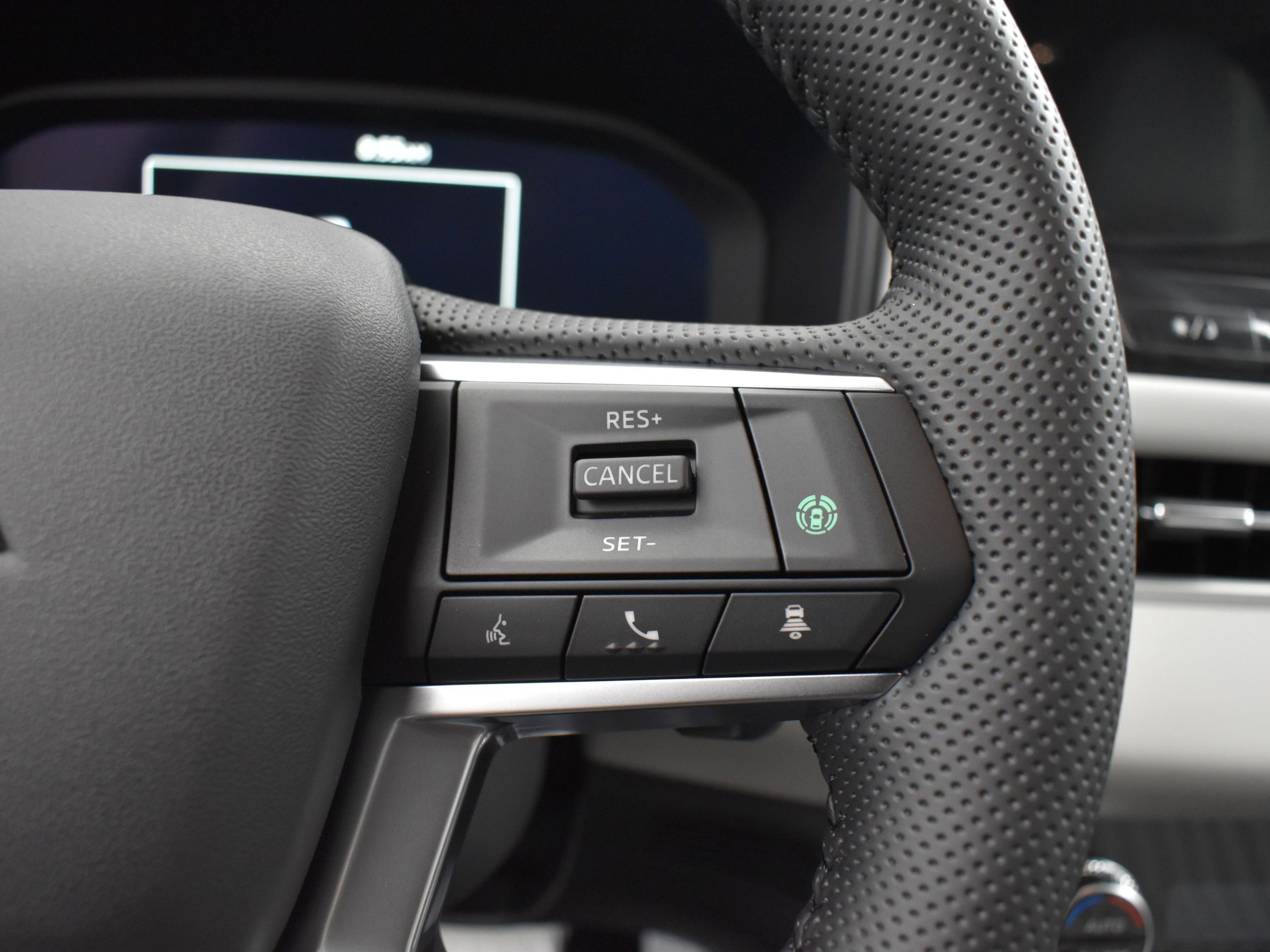 2025 Mitsubishi Outlander SEL photo 11
