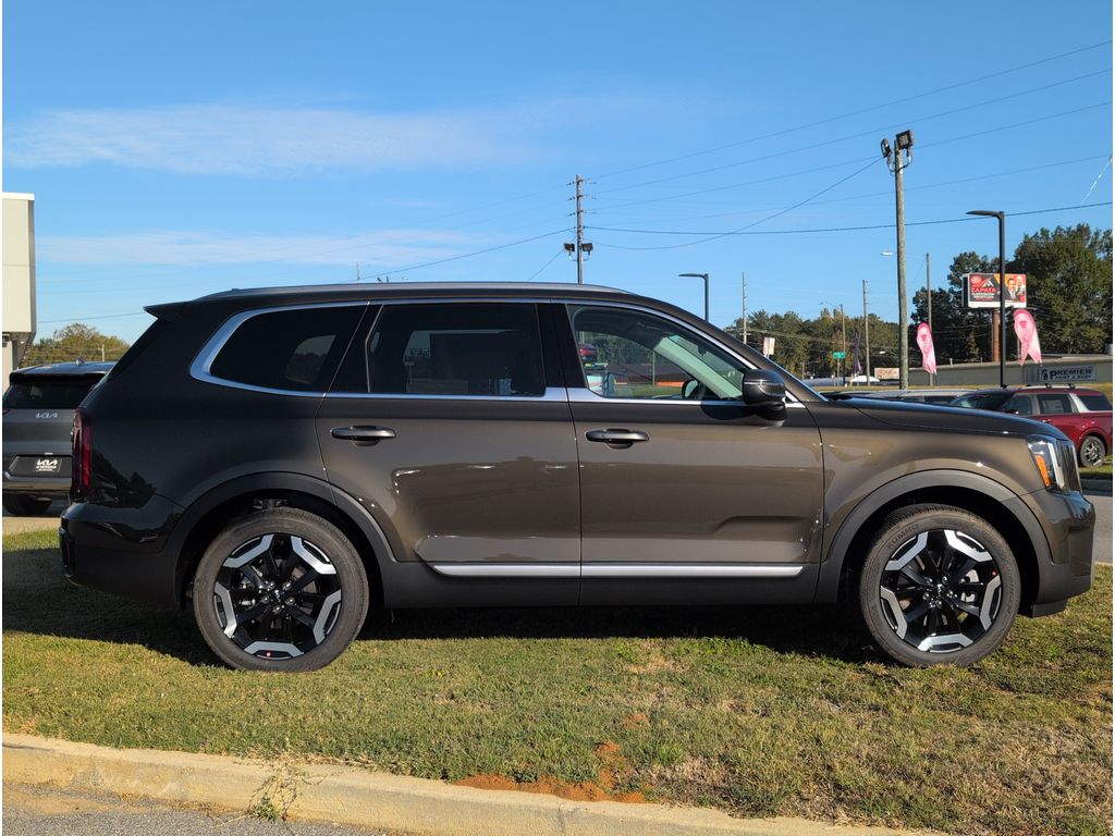 2025 Kia Telluride S photo 4