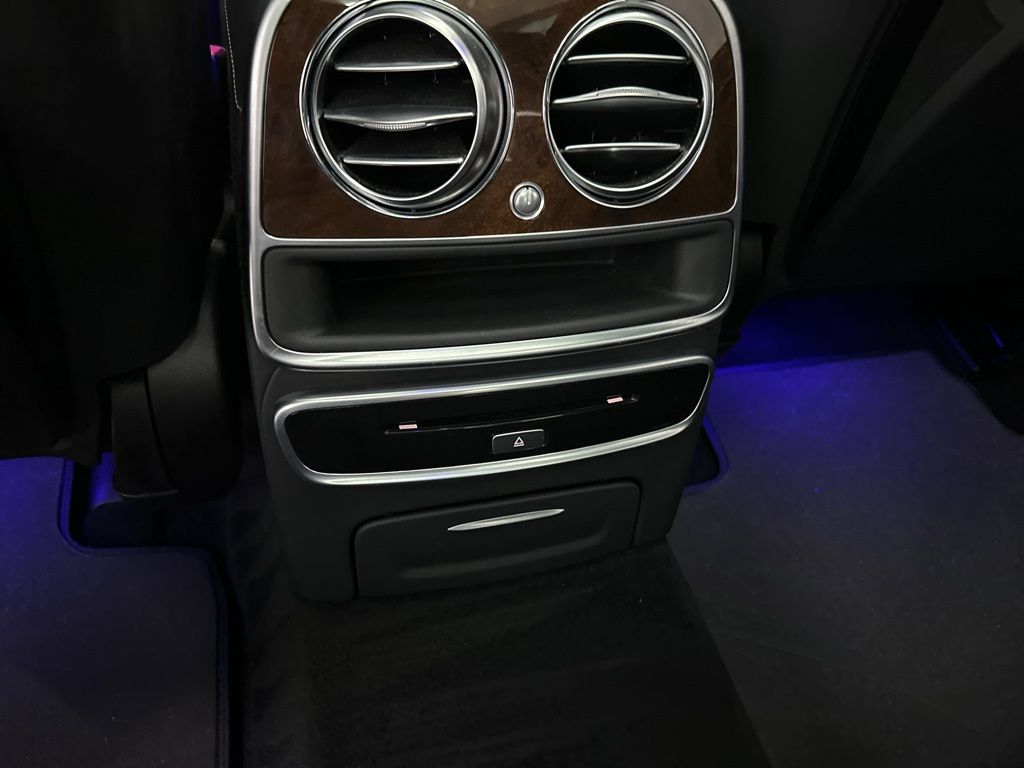 2015 Mercedes Benz S 63 AMG 4MATIC photo 17