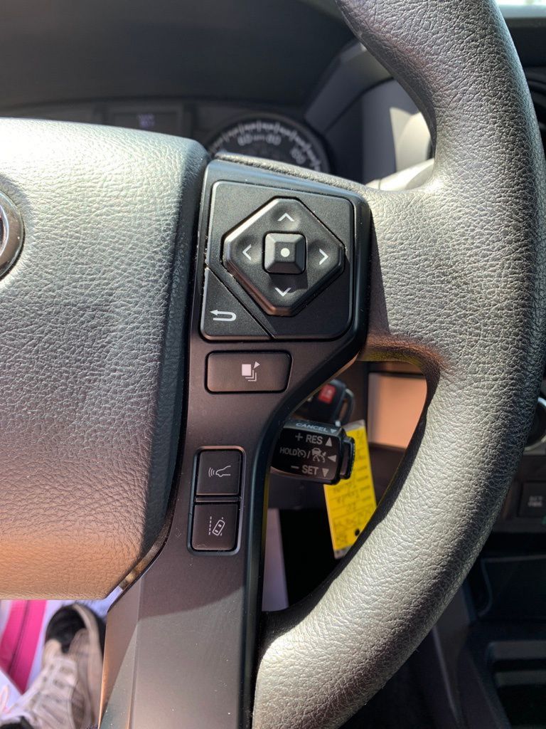 2020 Toyota Tacoma SR5 4x4 photo 17
