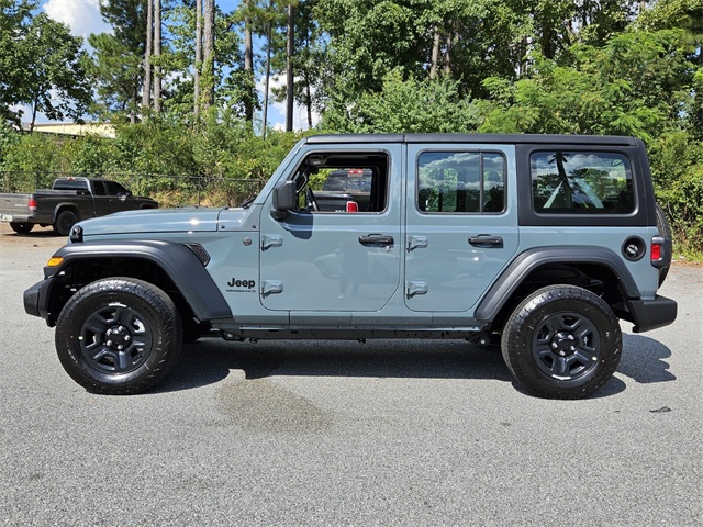 2025 Jeep Wrangler Sport photo 4