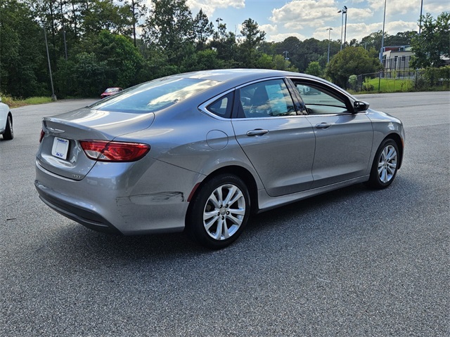 2016 Chrysler 200 LX photo 10