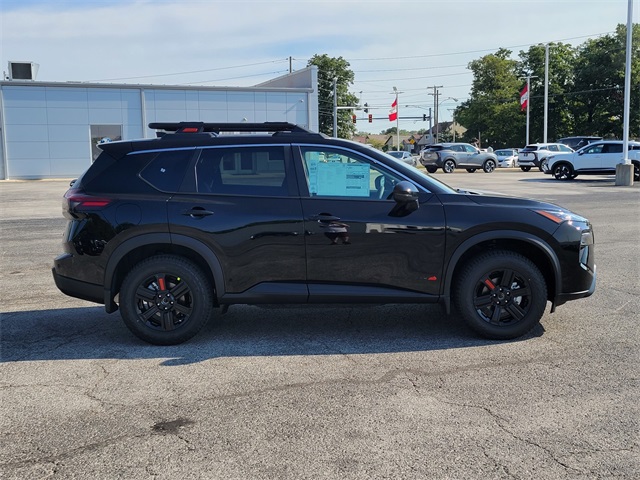 2026 Nissan Rogue SV photo 2
