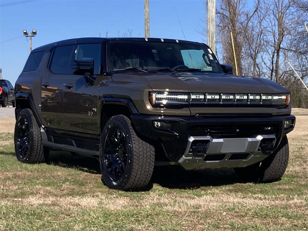 2026 GMC HUMMER EV 2X's photo