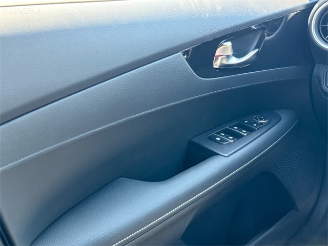 2024 Kia Forte GT-Line photo 30