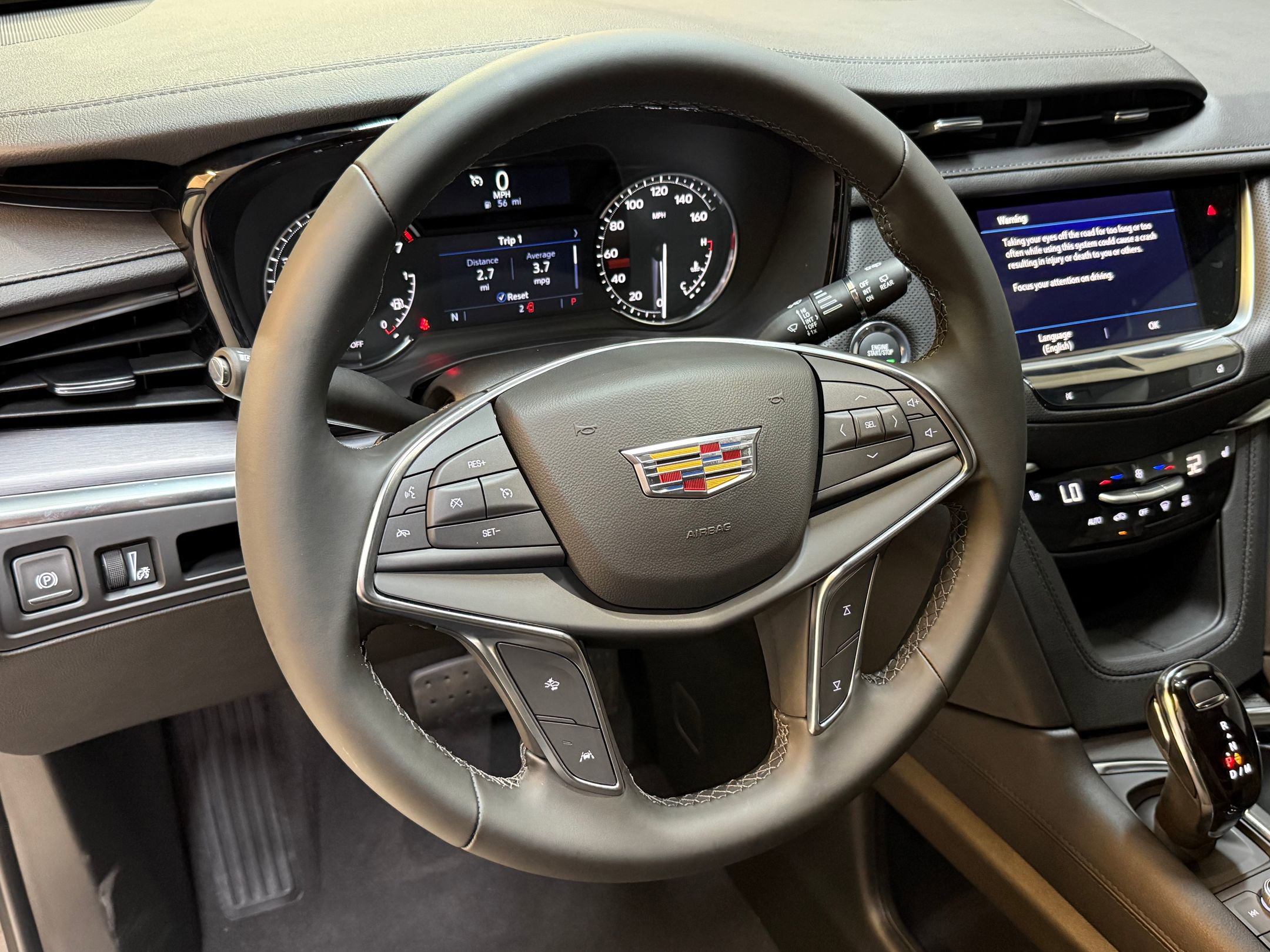 2025 Cadillac XT5 Luxury photo 3