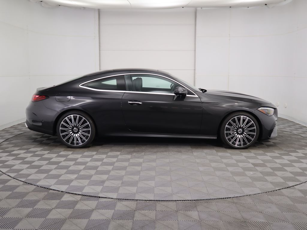 2025 Mercedes Benz CLE 300 4MATIC Coupe photo 4