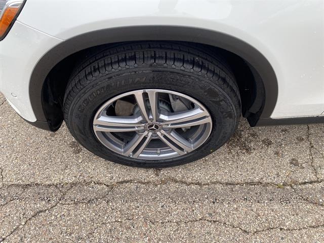 2022 Mercedes Benz GLC 300 4MATIC photo 12
