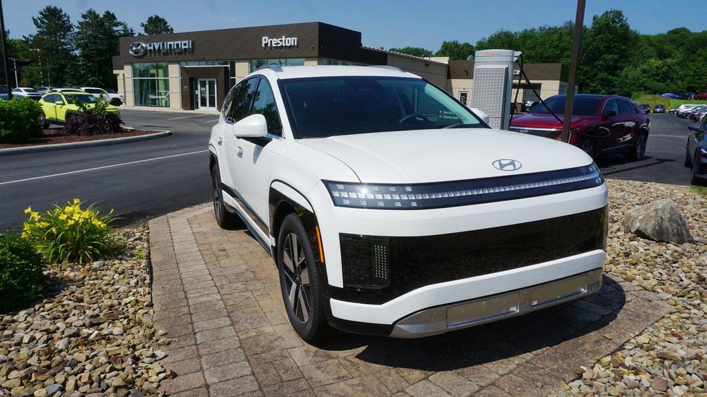 2026 Hyundai IONIQ 9 SEL's photo