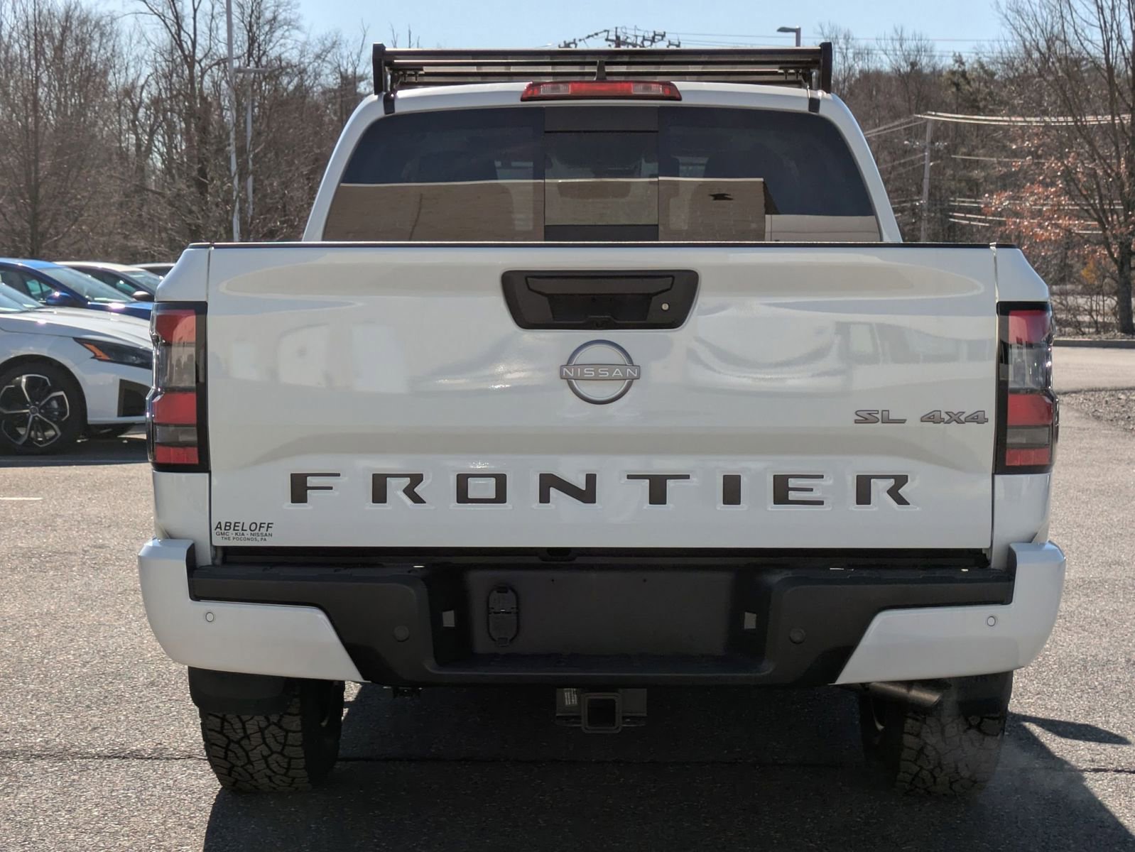 2025 Nissan Frontier SL photo 5