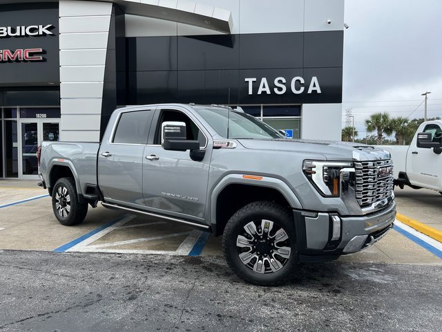 2026 GMC Sierra 3500HD Denali's photo