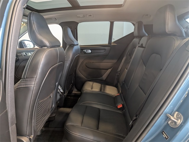 2023 Volvo XC40 Ultimate photo 26