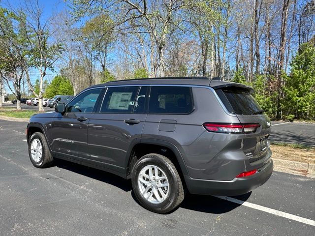 2025 Jeep Grand Cherokee Laredo photo 7