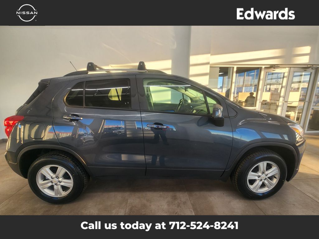 2021 Chevrolet Trax LT's photo