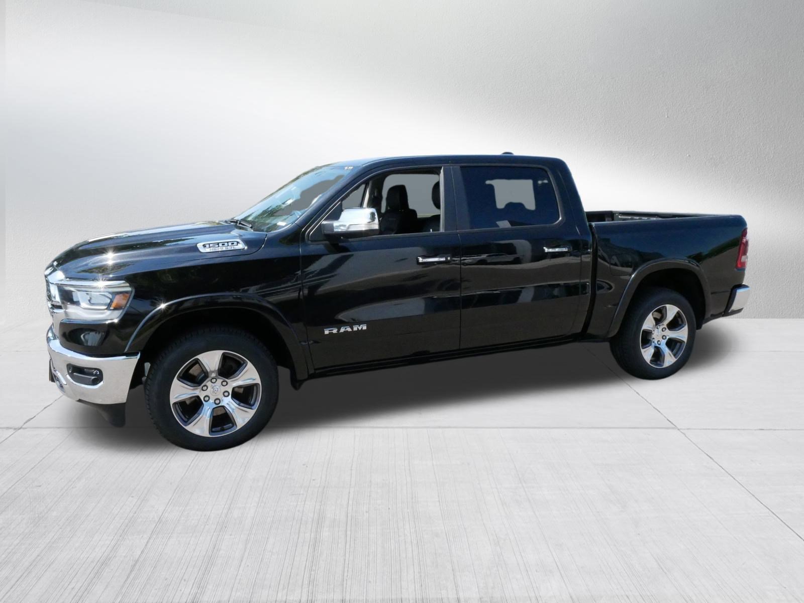 2022 Ram 1500 Laramie photo 3