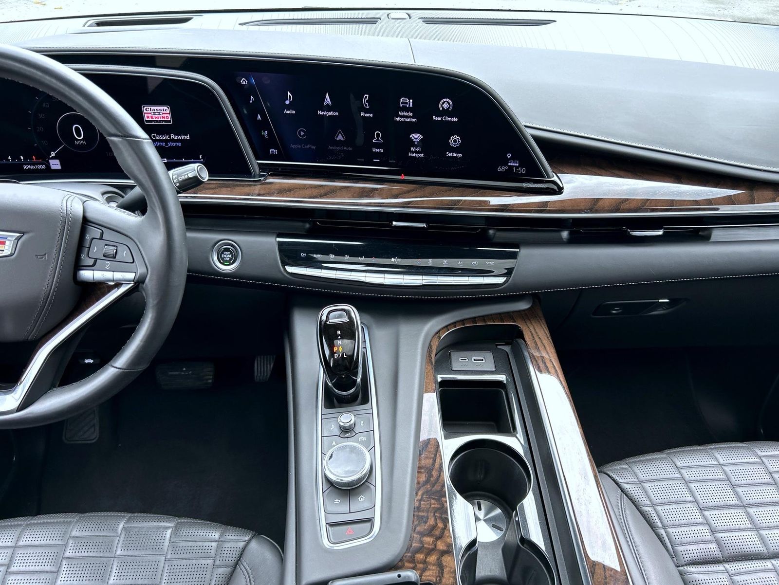 2021 Cadillac Escalade Sport Platinum photo 19
