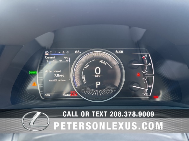2025 Lexus ES 300h photo 25