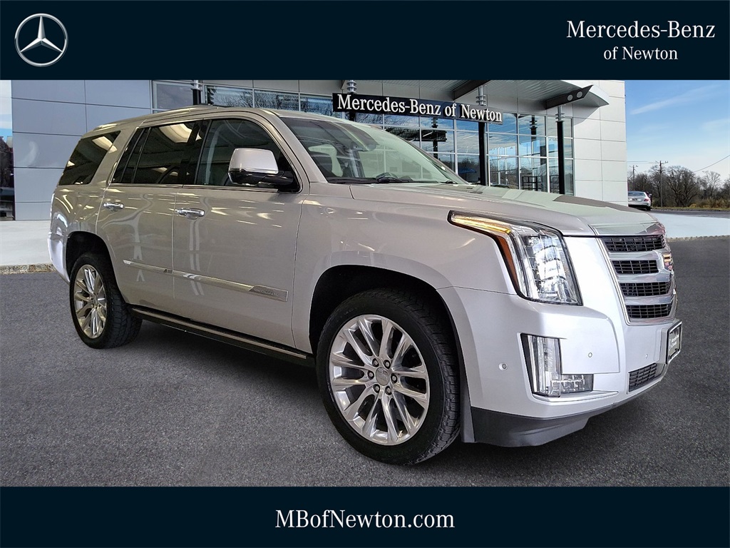 2019 Cadillac Escalade Premium Luxury's photo