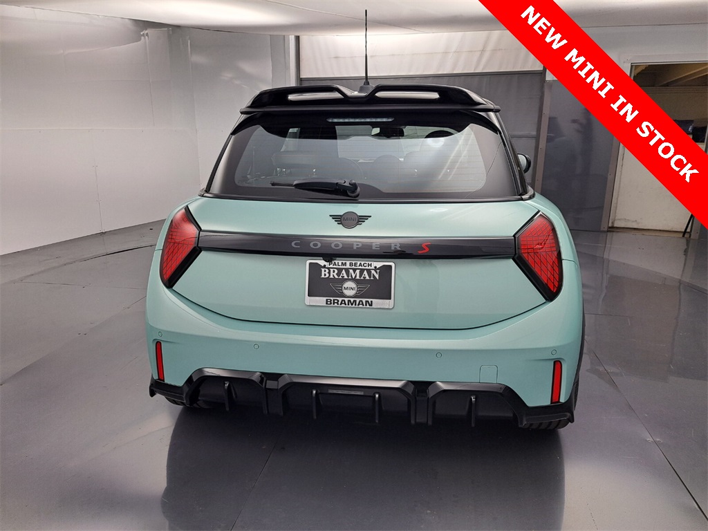 2026 Mini Cooper 2 Door Hardtop S Iconic photo 3