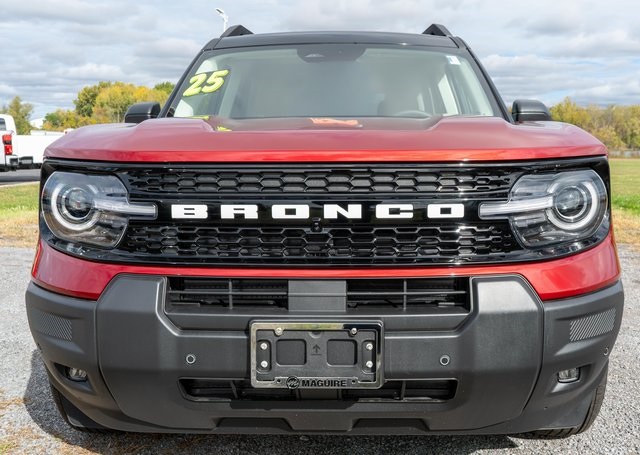 2025 Ford Bronco Sport Outer Banks photo 2