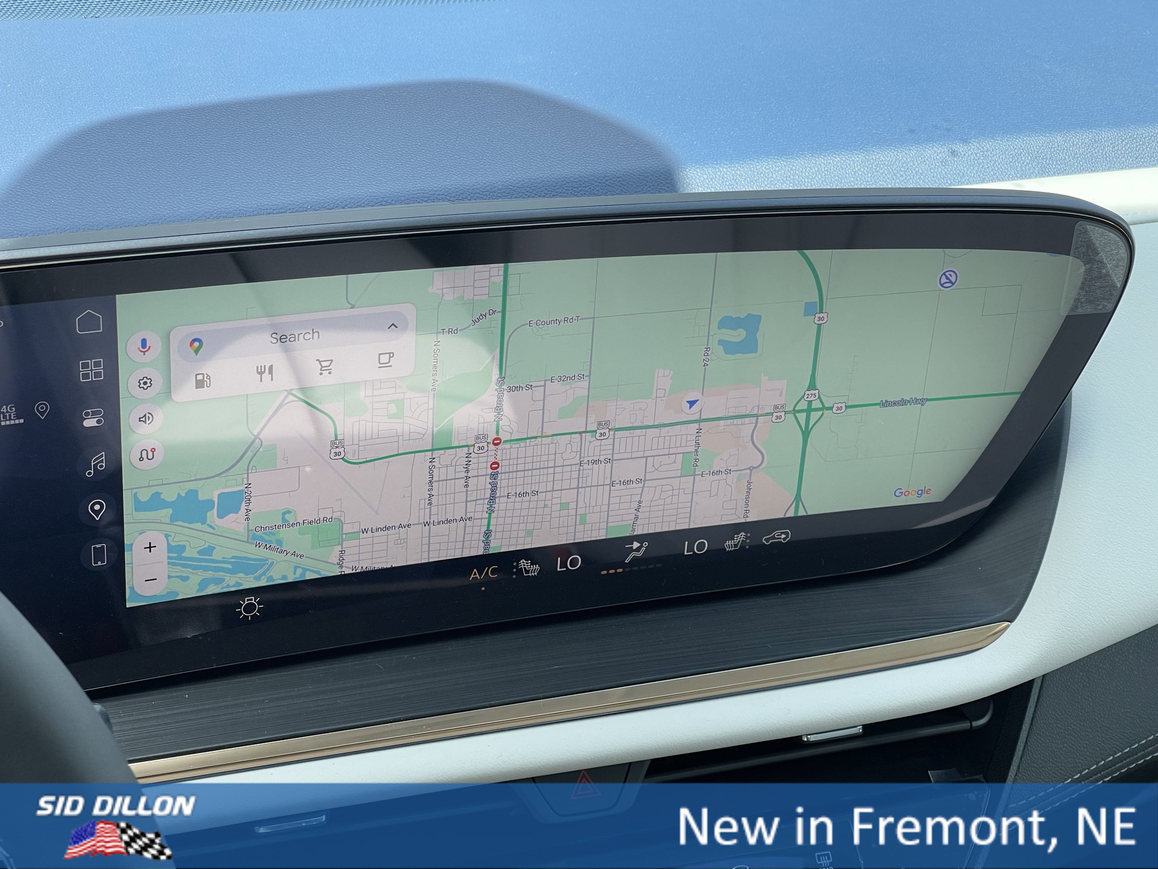 2025 Buick Envision Avenir photo 3