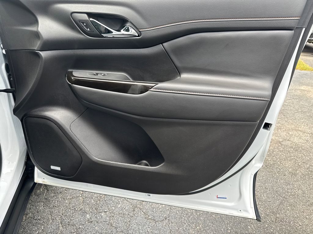 2023 Gmc Acadia AT4 photo 9