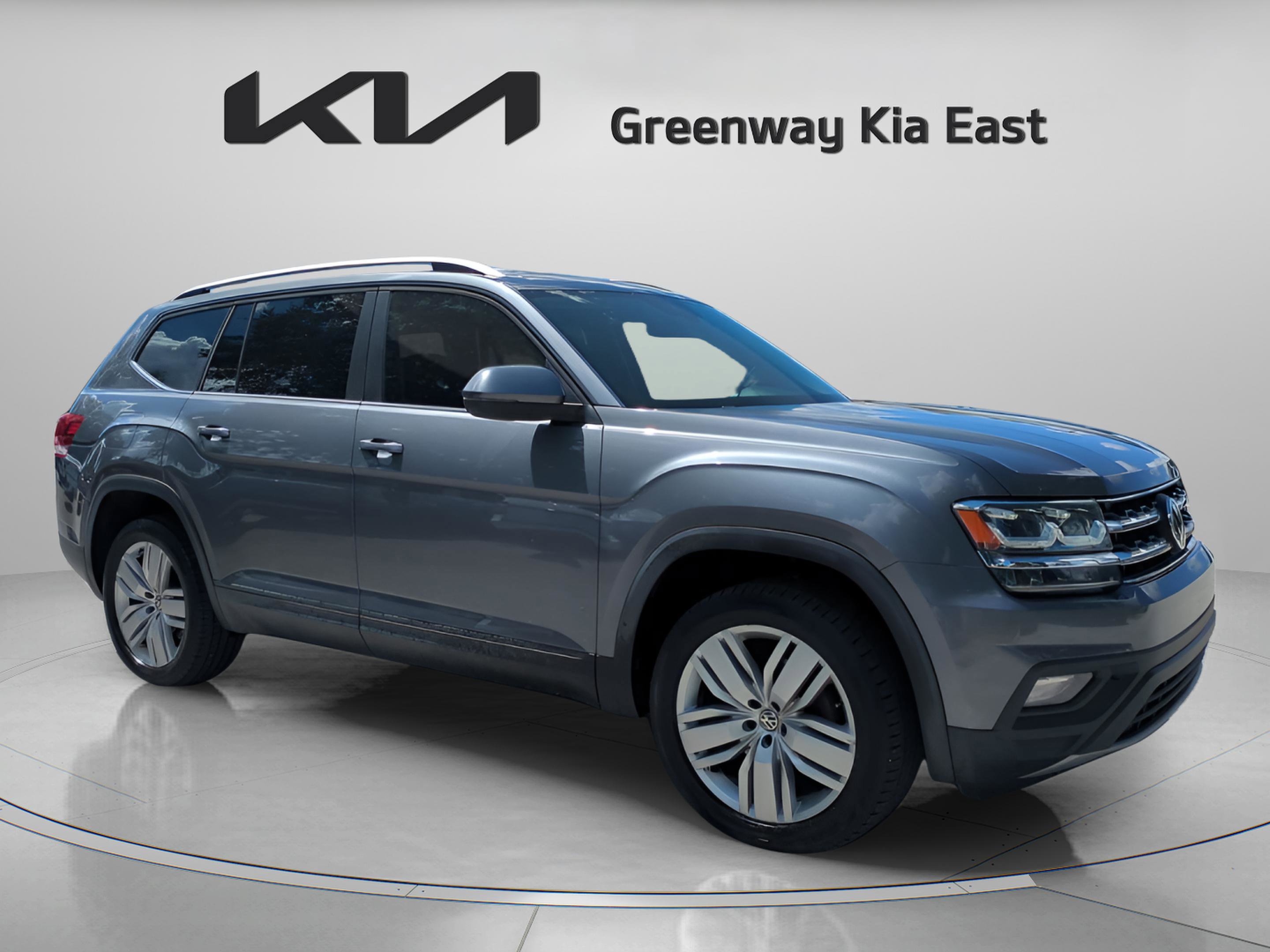 2019 Volkswagen Atlas V6 SE photo 3