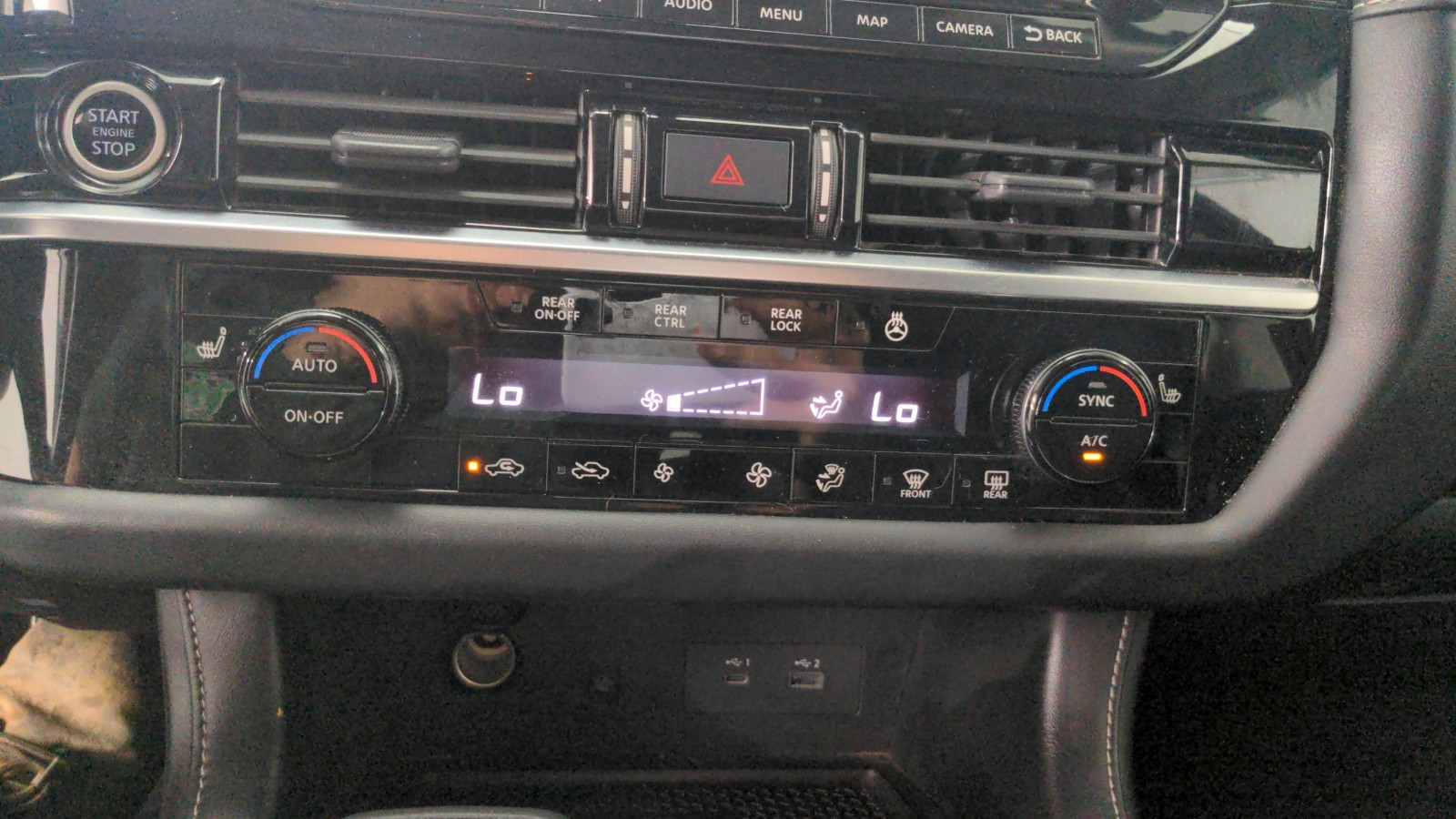 Used 2023 Obsidian Green Pearl Nissan SL image 19