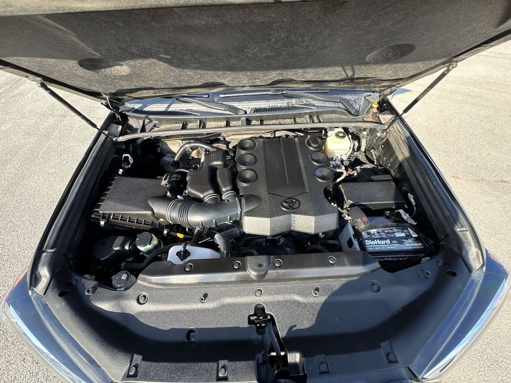 2019 Toyota 4Runner SR5 Premium photo 18