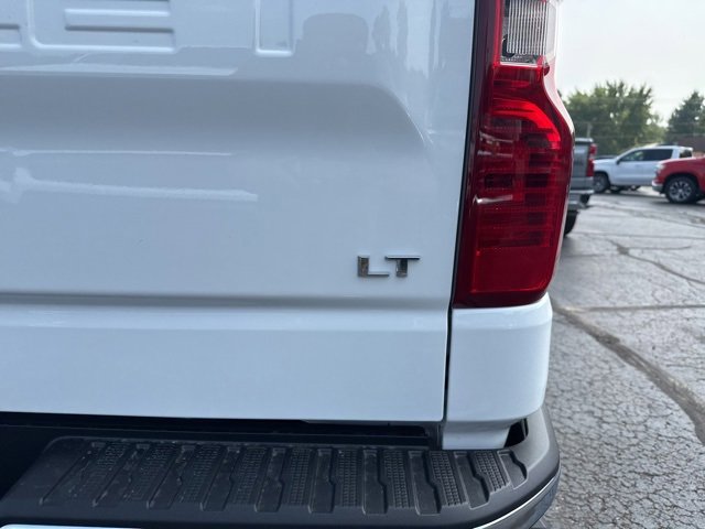 2026 Chevrolet Silverado 1500 LT photo 15