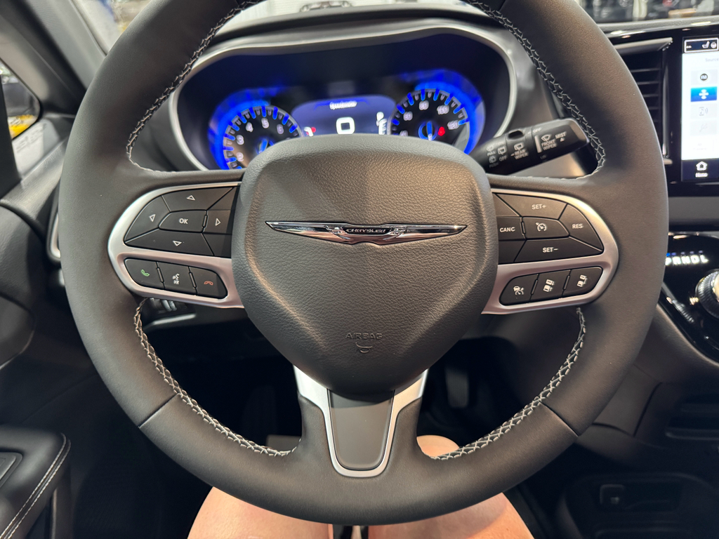 2026 Chrysler Voyager LX photo 26