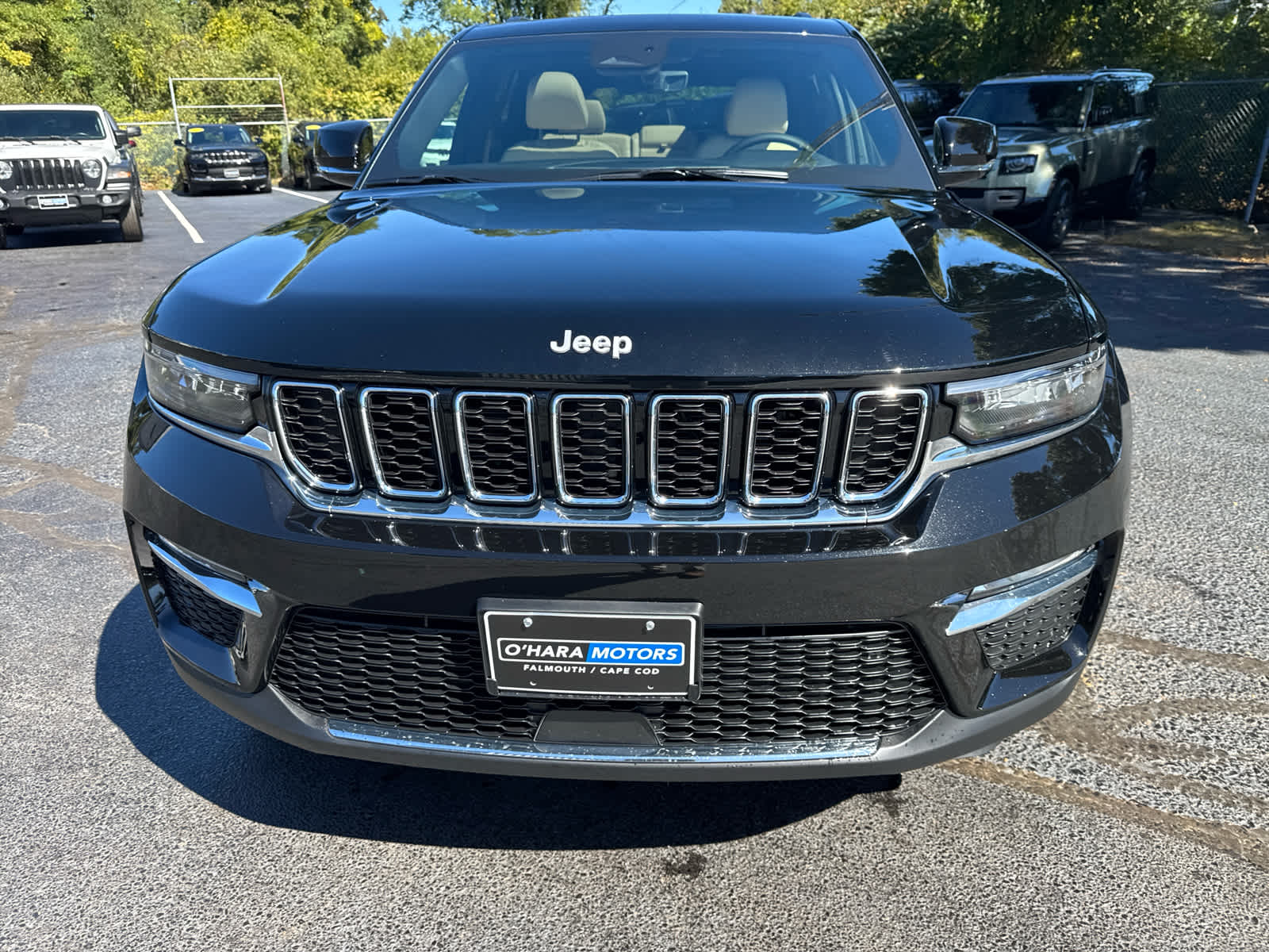 2025 Jeep Grand Cherokee Limited photo 2