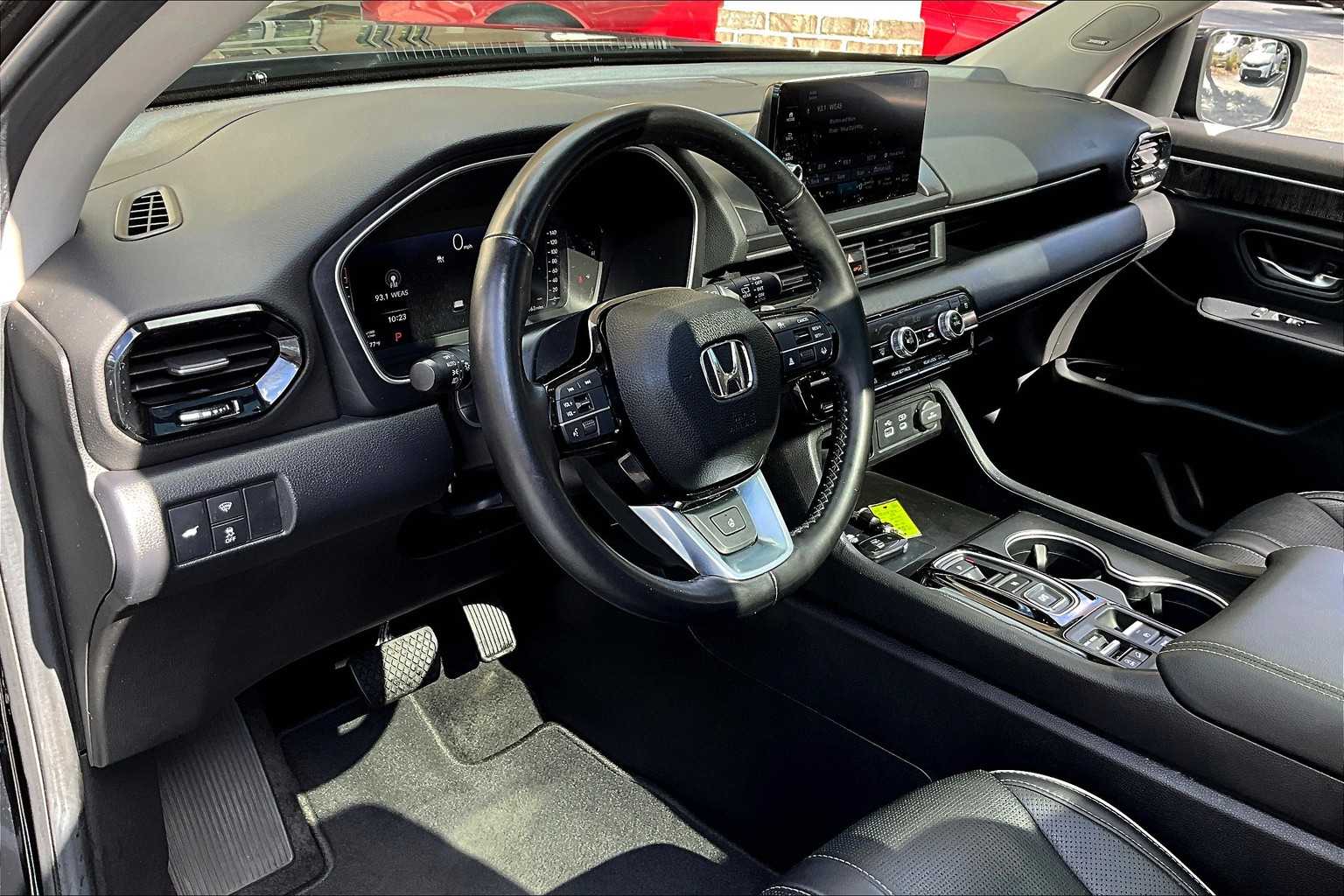 2023 Honda Pilot Elite photo 14