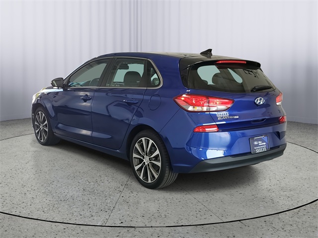 2019 Hyundai Elantra GT Base photo 4