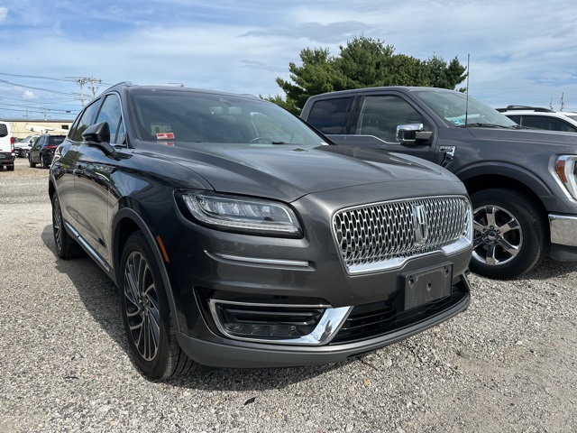 2020 Lincoln Nautilus Reserve photo 2
